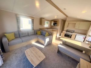 Lounge- click for photo gallery